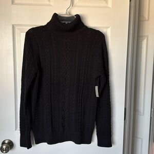 NWT Amazon Essentials black cable knit sweater - Small